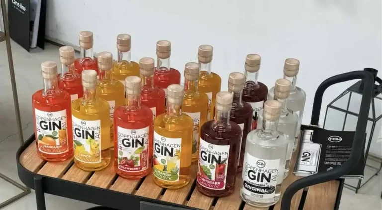 PRESSEMEDDELELSE - Cocktails løfter feststemningen!