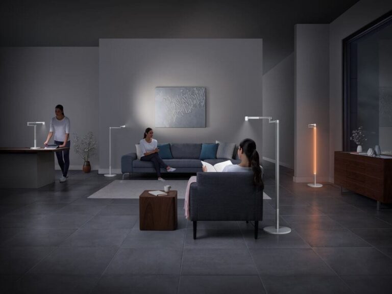 PRESSEMEDDELELSE: Dyson lancerer banebrydende, intelligent Smart Home-lampe