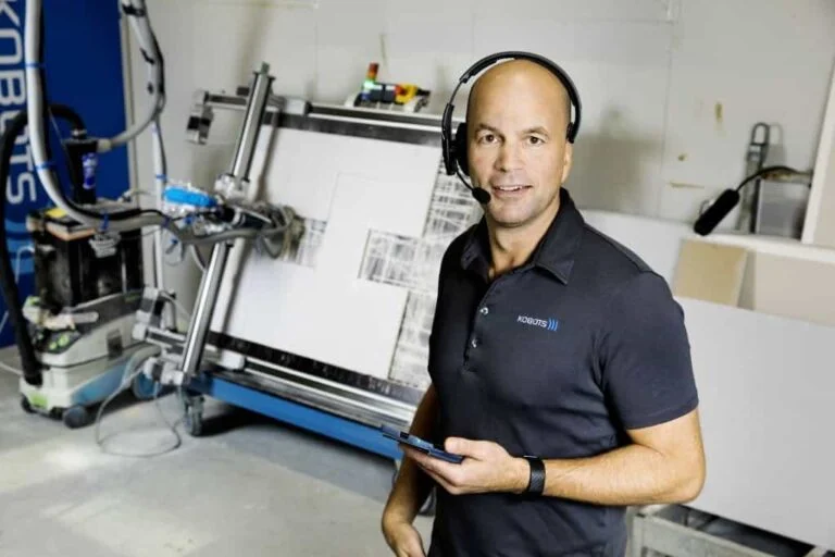 PRESSEMEDDELELSE: Fynsk stemmestyret byggerobot nomineret til DIRA Teknologiprisen