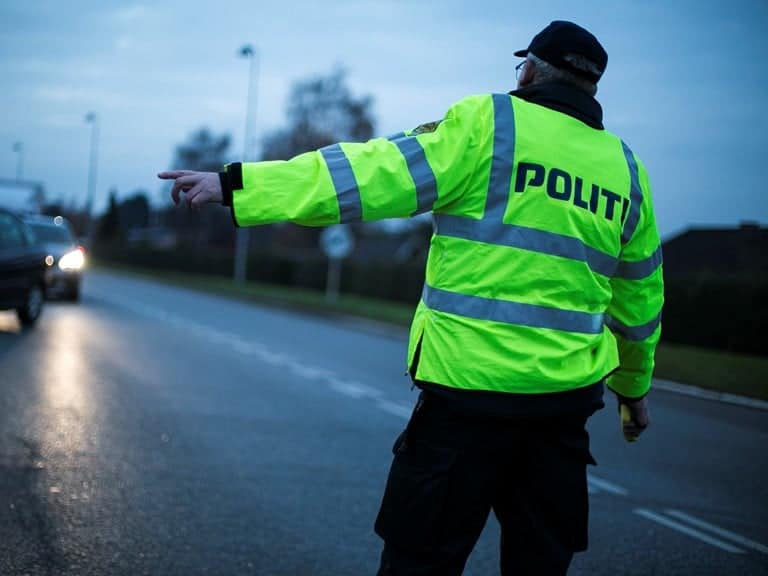 PRESSEMEDDELELSE: Så mange kører bil, når de har drukket