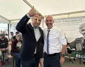 PRESSEMEDDELELSE - Peter Qvortrup Geisling kåret som Årets Samfundshjælper 2026 ved Folkemødet