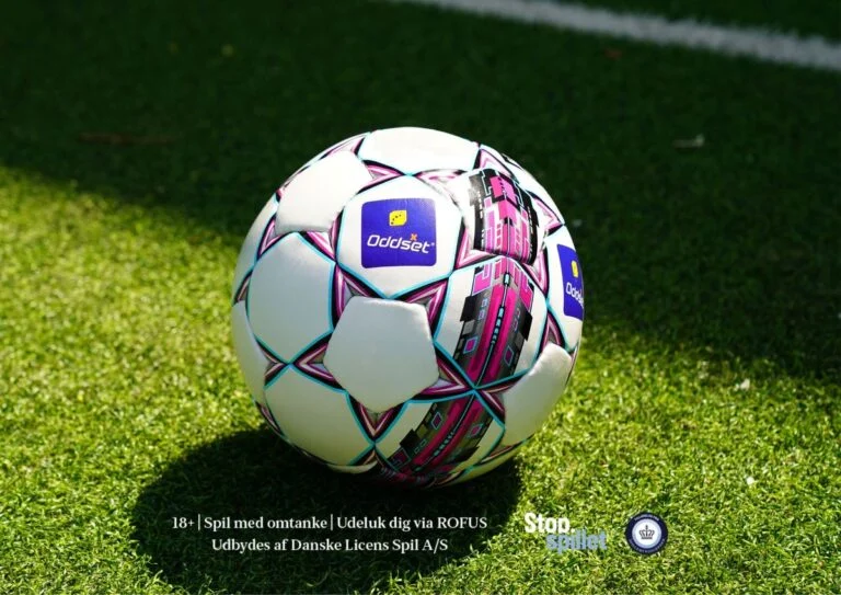 Ballon d'or uddeles snart, og en engelsk målmaskine er favorit hos danskerne.
